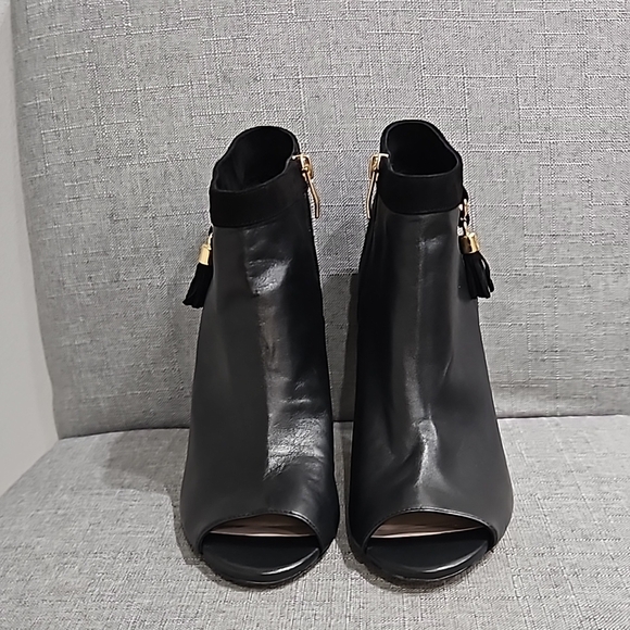 Vince Camuto Shoes - Vince Camuto Black Peep-Toe Ankle Boots size 9.5 NWOT never worn